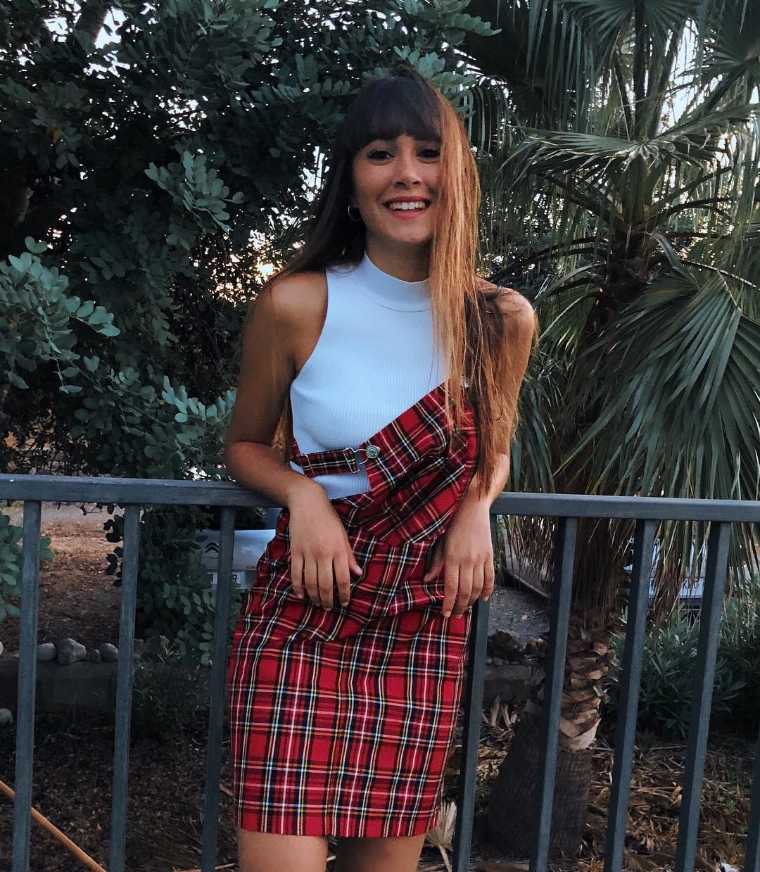 Aitana luciendo la prenda de Stradivarius