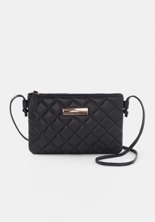 Carrefour vende por 8 euros esta r plica de bolso de Chanel