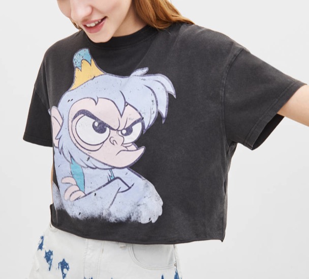 Camiseta deBershkacon estampado Aladdin con unprecio de 12,99 €.