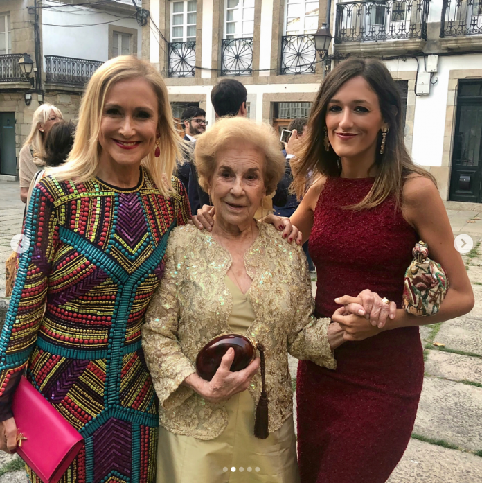 Cifuentes asistiendo a la boda de su sobrina