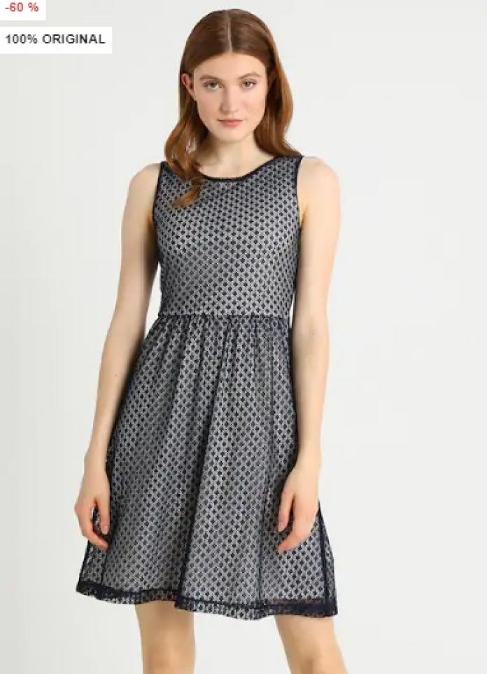 Rebajas en moda femenina con descuentos del 60 por ciento en Zalando