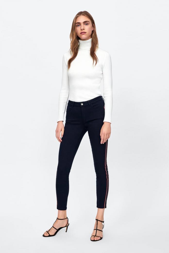 Los pantalones de Zara para mujer con precio especial