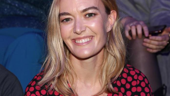 Marta Ortega durante su aparición pública con el vestido de Zara