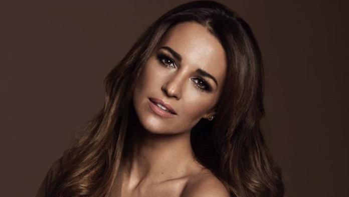 Paula Echevarría posando para @mujerhoy y @pelopantene