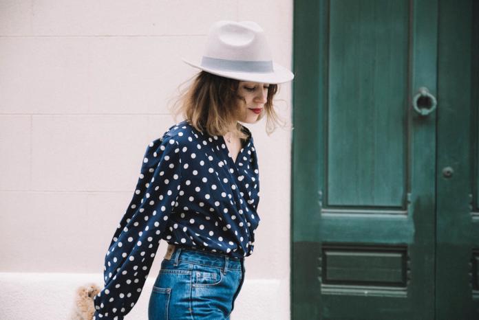 Street style con lunares