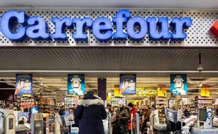 Horarios y días de apertura en festivos de Carrefour en mayo