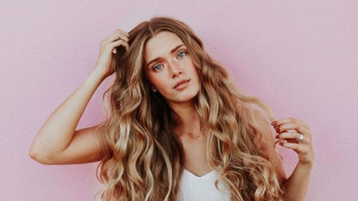Modelo de pelo