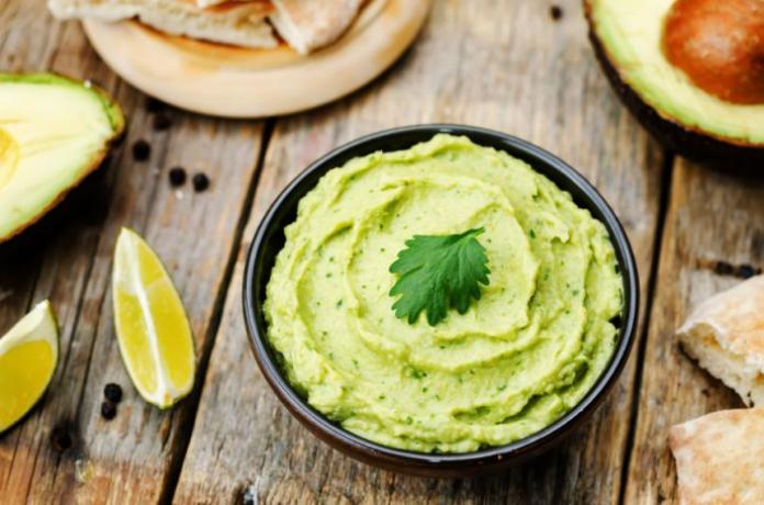 Comparativa hummus de aguacate Carrefour y Mercadona