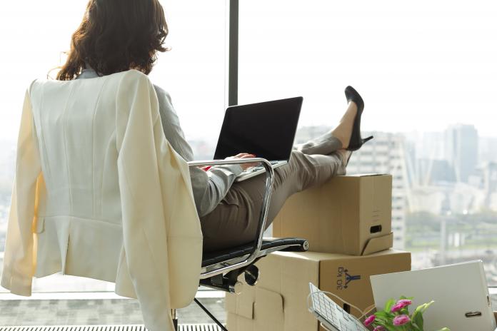 Elegir el calzado adecuado es fundamental para trabajos de pie 