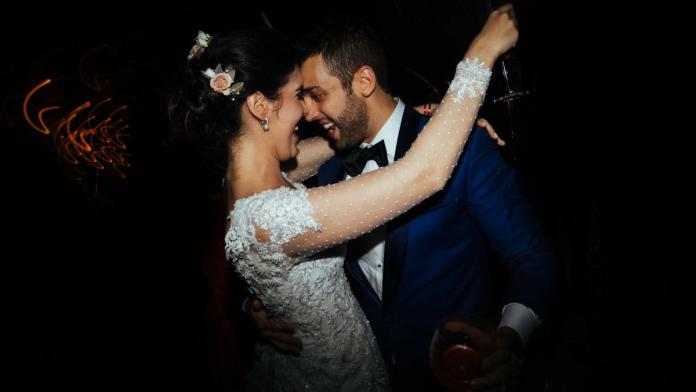 Trajes de novio en Jaén: elegancia y estilo para un día inolvidable