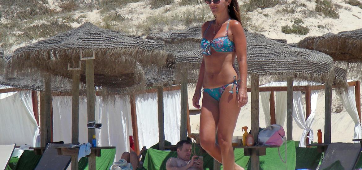 Paula Echevarría luciendo bikini de Etam