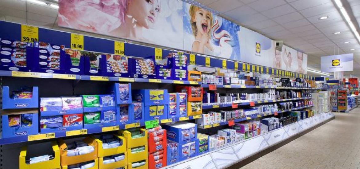 Estantes de los supermercados Lidl