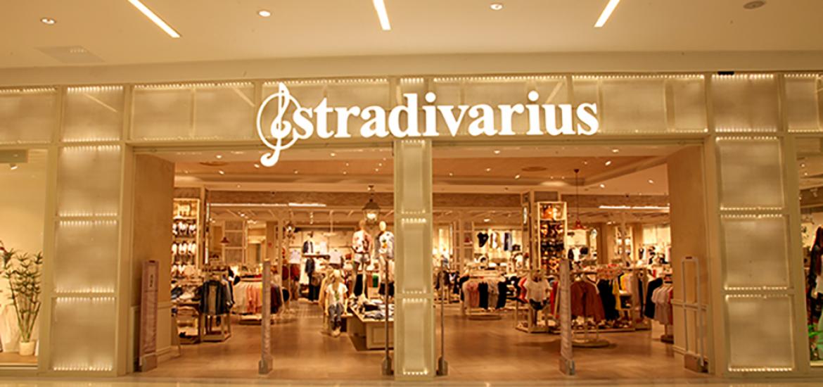Pantalones de Stradivarius y Aldi