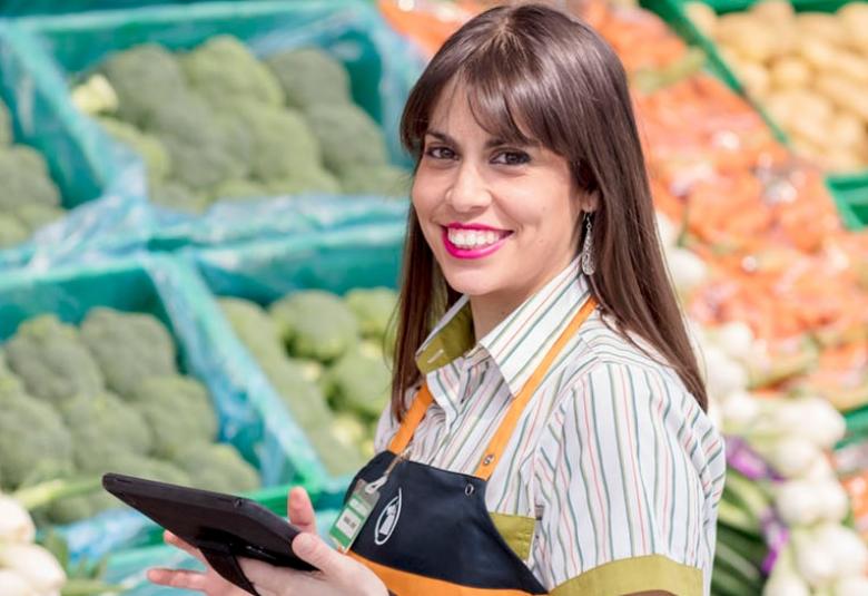 Trabajar en Mercadona, casi 400 ofertas activas: buscan 30 mozos de almacén, requisitos y oferta