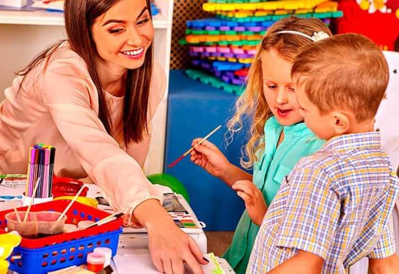 Buscan educadores infantiles para Alemania por 2300 euros: Oferta, requisitos, cómo inscribirse