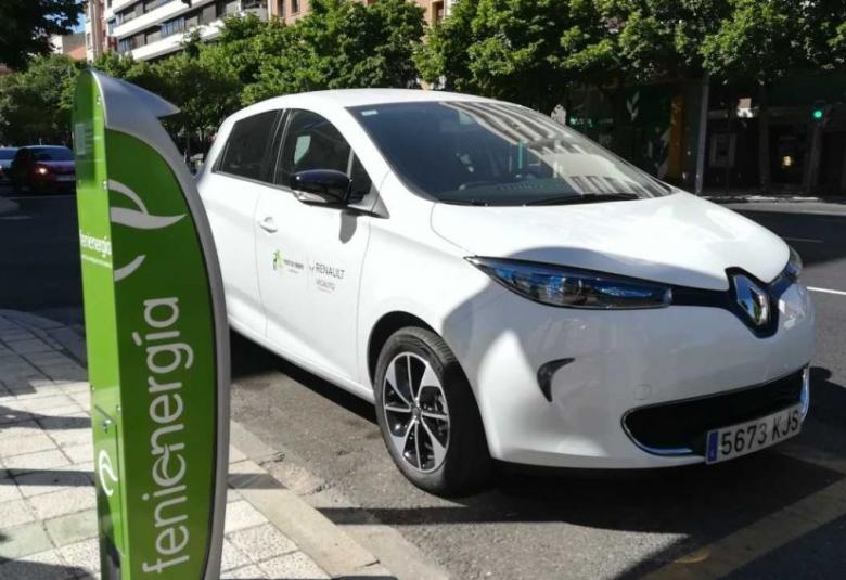 Actualidad de Motor: comparativa contaminación coches eléctricos vs coches diésel