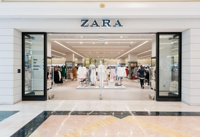 Zara: vestido camisero 