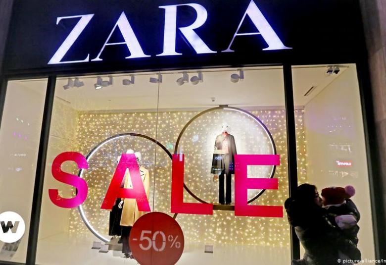 Zara: mono con cintura elástica