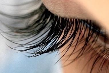 Pestañas muy largas 