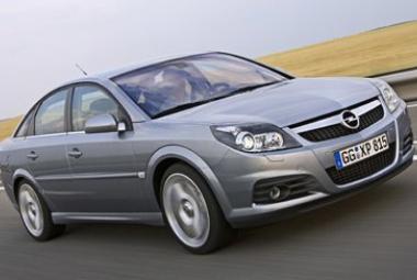 ¿Tu coche es alguno de estos modelos? Esto pasa con el velocímetro y su velocidad real