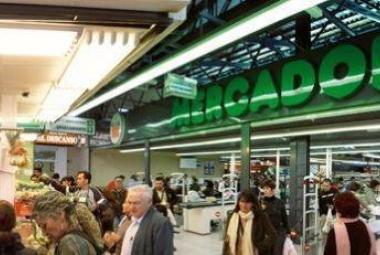 Mercadona lleno de gente