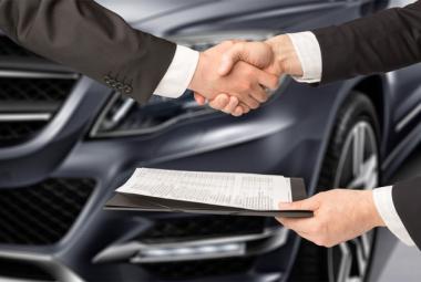 Comprar un coche nuevo o renting: ventajas e inconvenientes, qué compensa más
